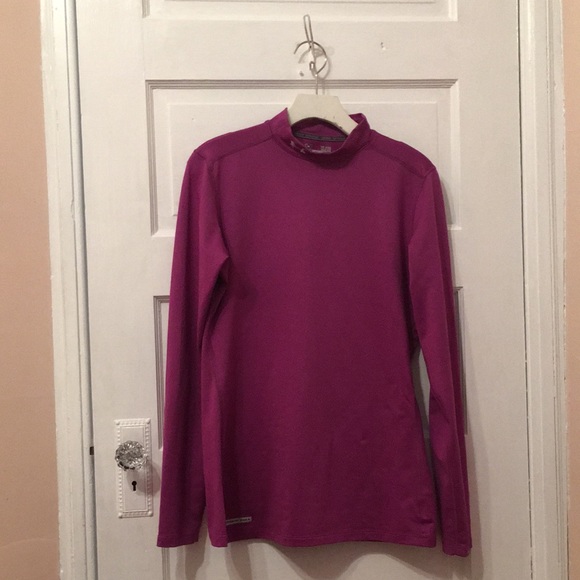 Under Armor Shirt (Bin E) - Picture 7 of 7